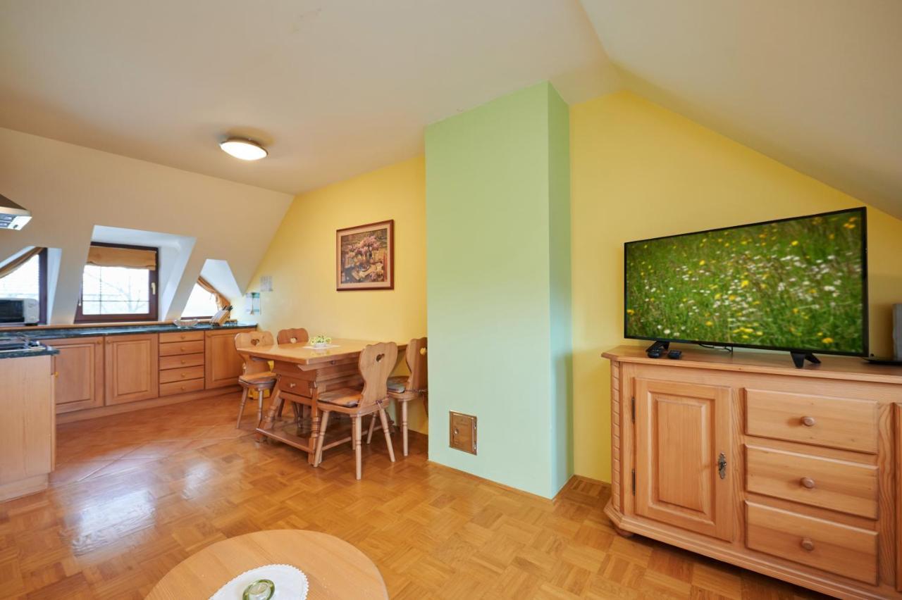 Eco Tourist Farm Ravnjak Slovenj Gradec Exterior photo